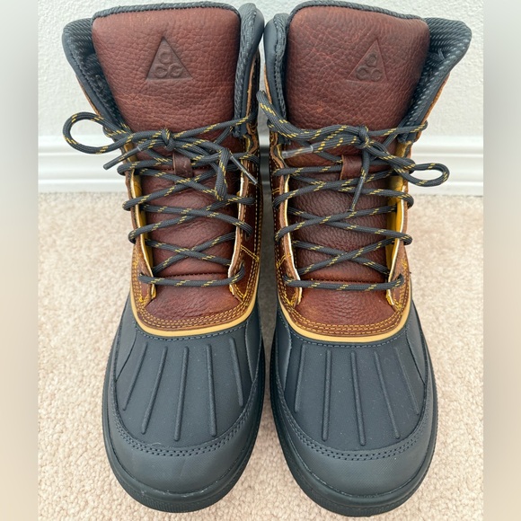 Nike ACG Woodside II Boot Size 8 - Picture 2 of 8